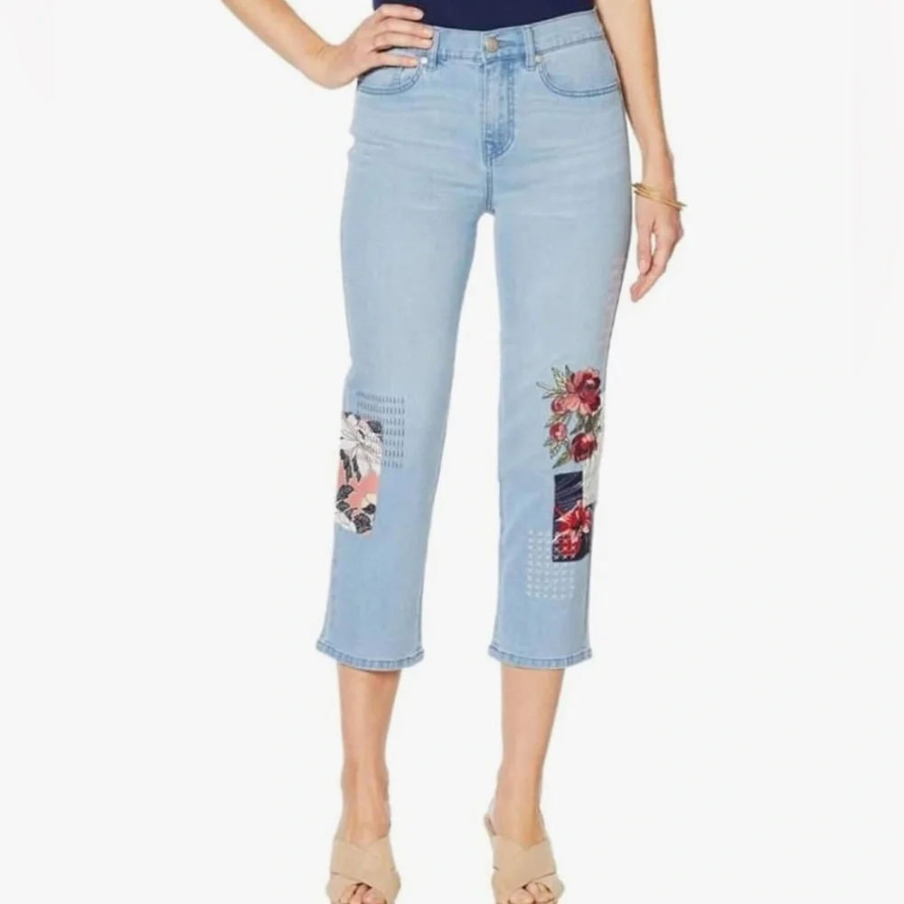 Diane Gilman Cropped Embroidered Jeans Women’s Size 10 Stretch Light Wash DG2 - Picture 3 of 17